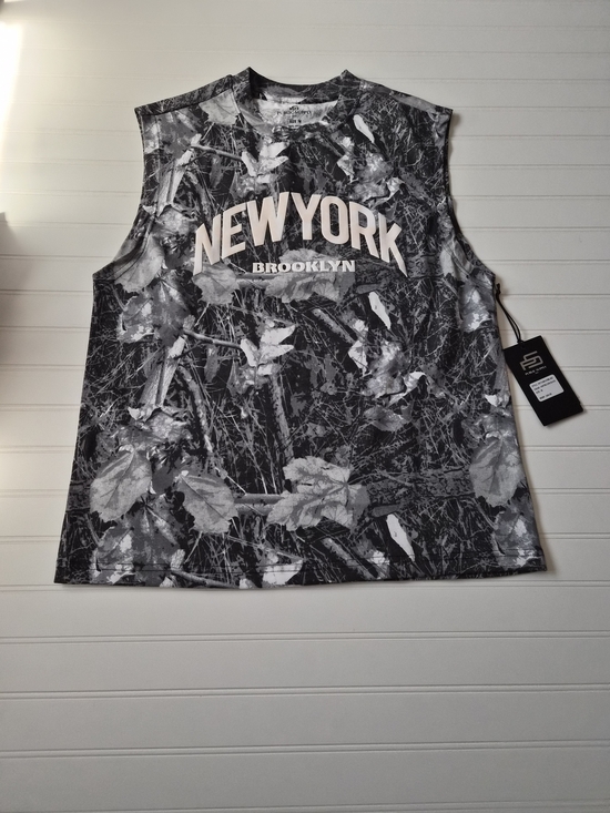 PSD Other - PSD NEWYORK Brooklyn Sleeveless Graphic Tank - Black & White